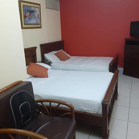 Hotel Fika Guayaquil Zimmer foto