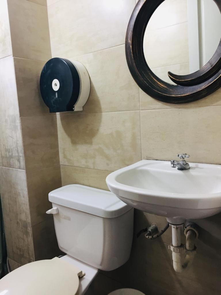 Hotel Fika Guayaquil Zimmer foto